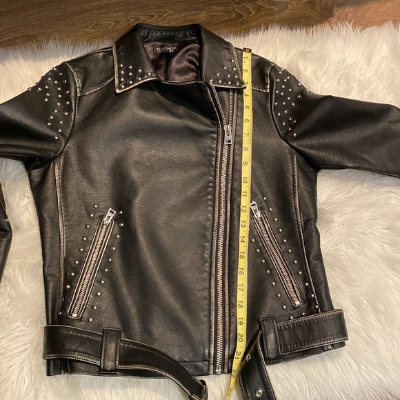 ๐ TOPSHOP Faux Leather Jacket - Picture 9 of 11
